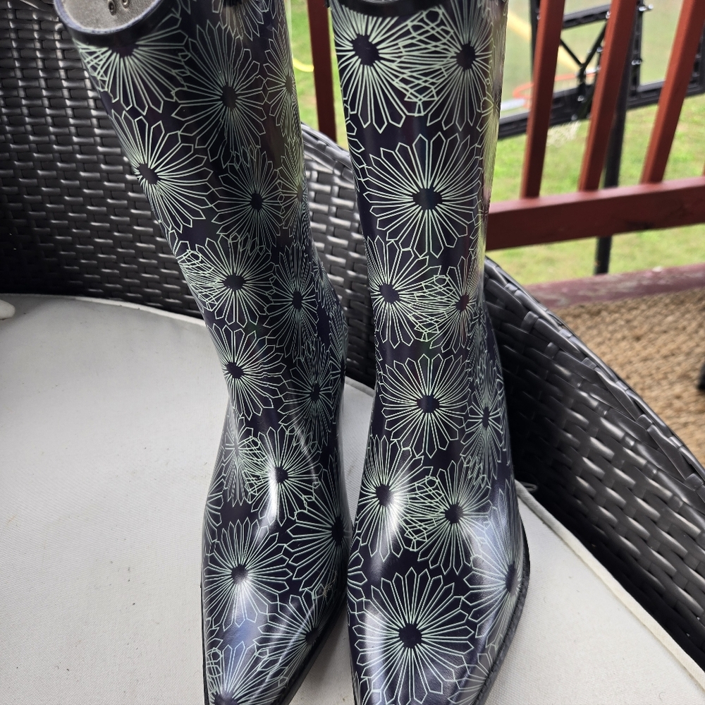 Nomad Black and White Floral Women's Rain Boots